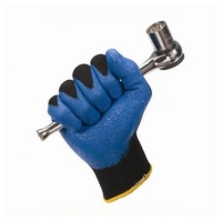 Защитные перчатки промышленные
